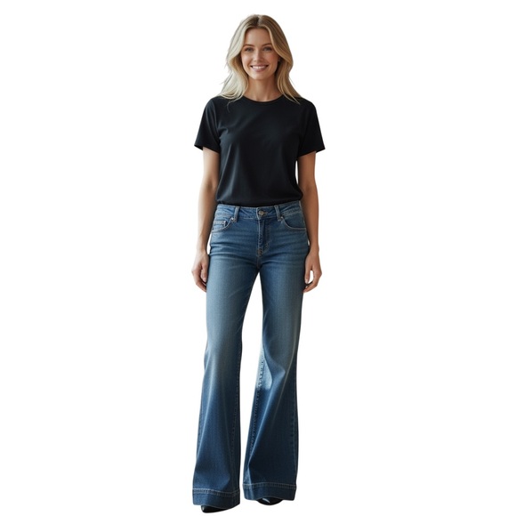 J Brand Low Rise Bell Bottom Flare Denim Jeans | Size 26 | 32.5” Inseam - Picture 1 of 6